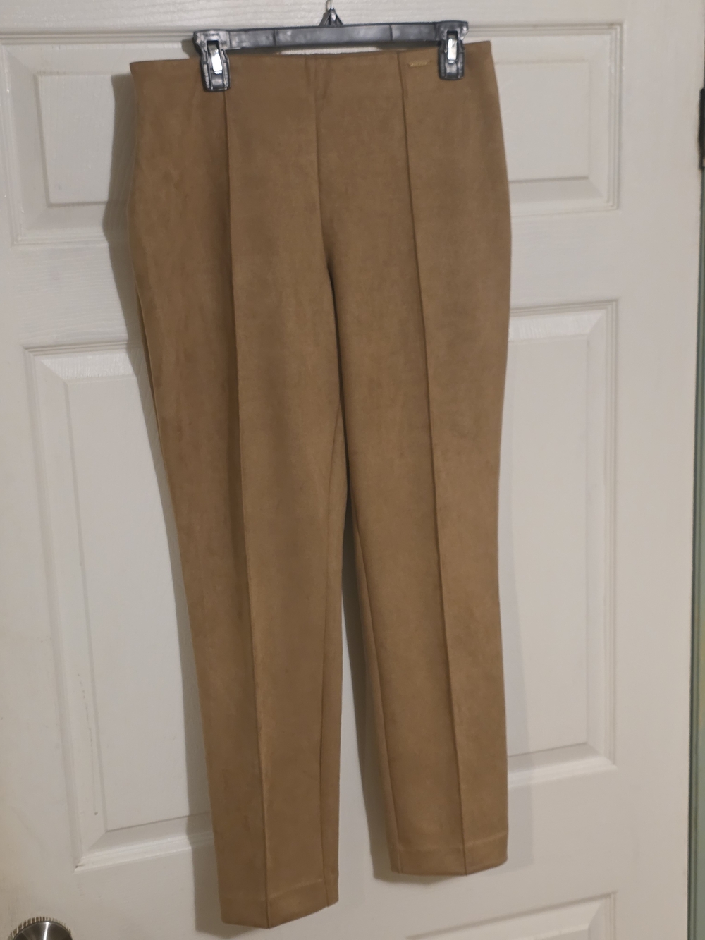 Anne Klein Sculpted Front-Pleat Chinos in Camel